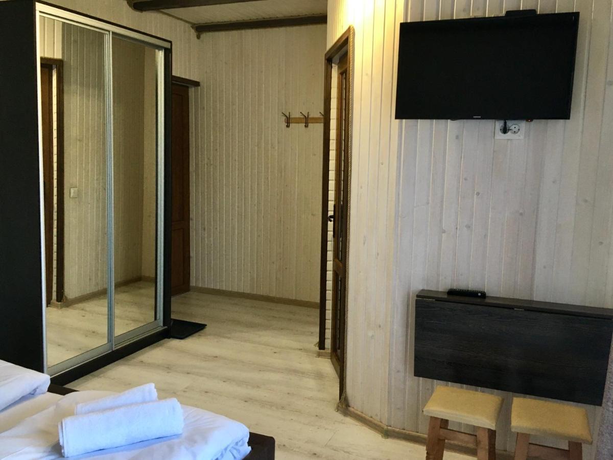 Guest House Mountain Bukovel Esterno foto