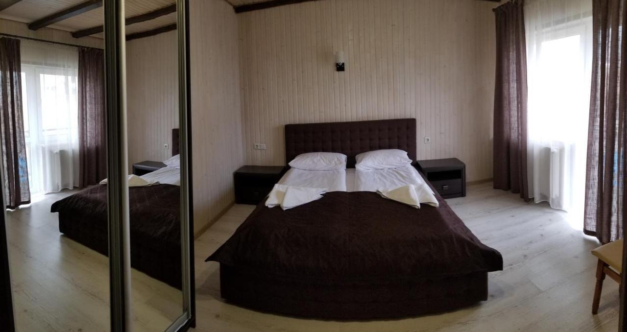 Guest House Mountain Bukovel Esterno foto