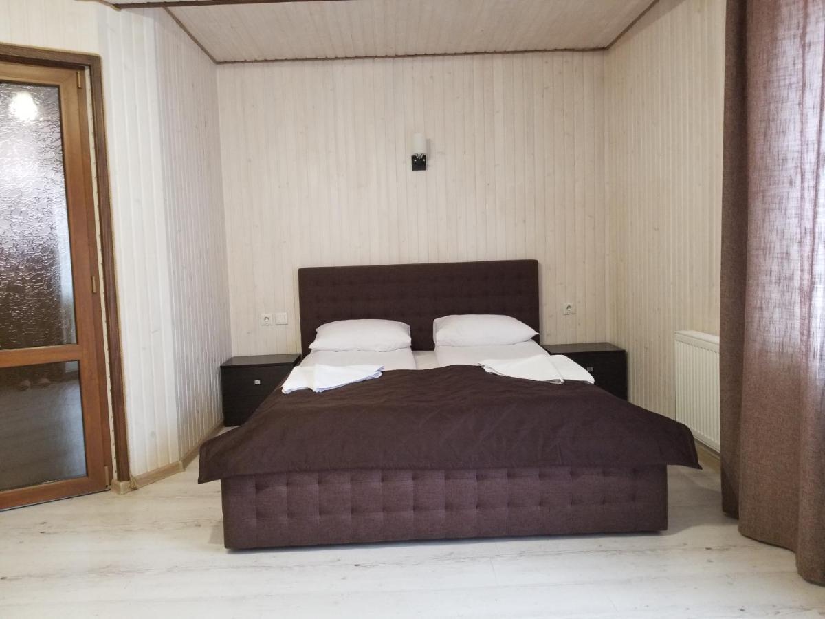 Guest House Mountain Bukovel Esterno foto